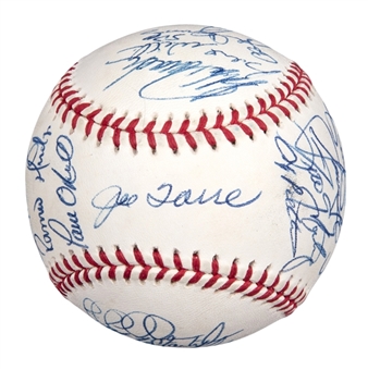 1999 New York Yankees World Series Champion Team Signed OML Selig World Series Baseball With 26 Signatures Including Jeter, Rivera & Torre (Beckett)